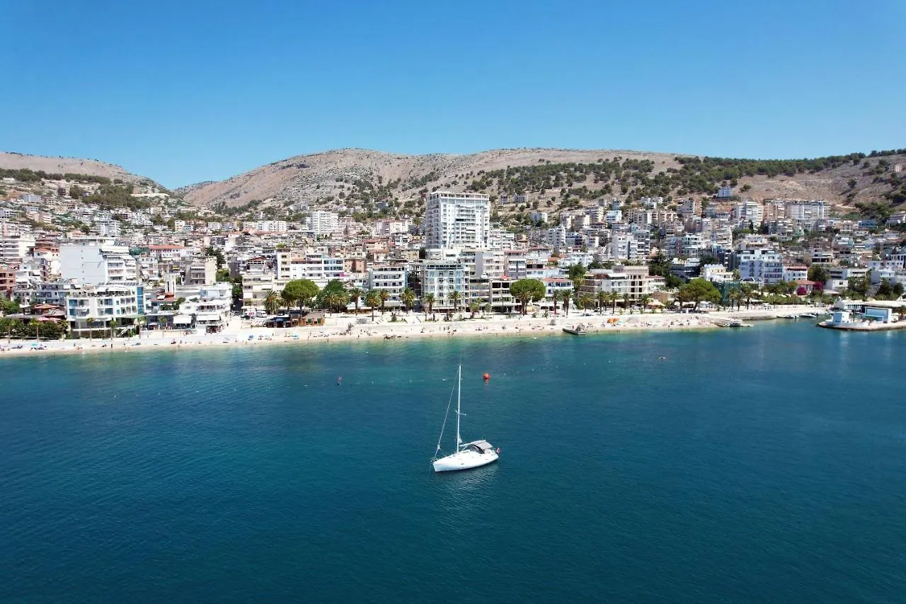 Republika Hotel Sarandë 3*,  Albania