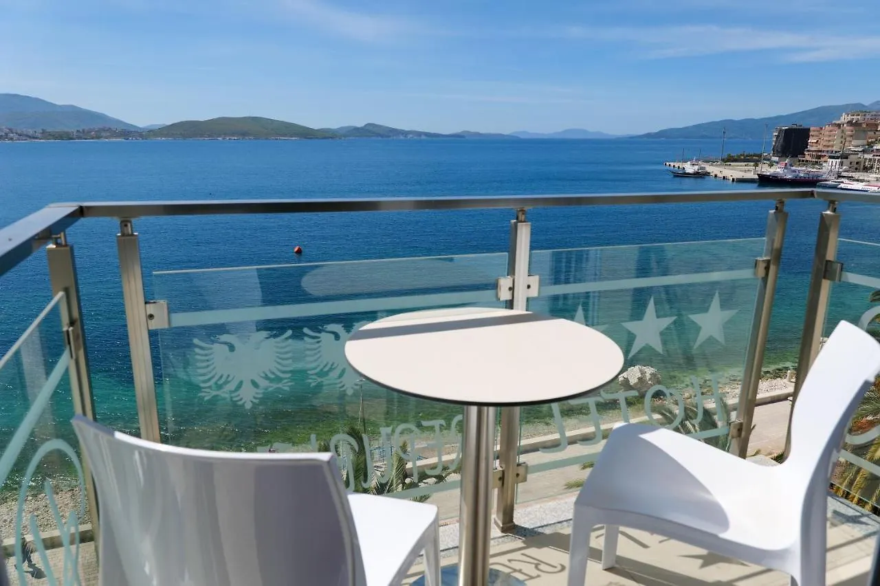 Republika Hotel Sarandë 3*,  Albania