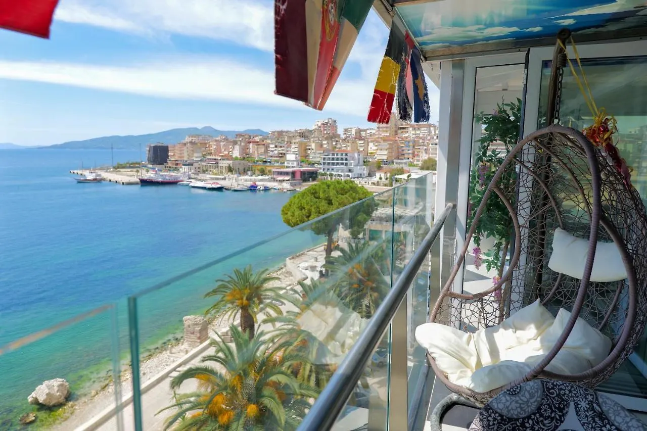 Republika Hotel Sarandë 3*,