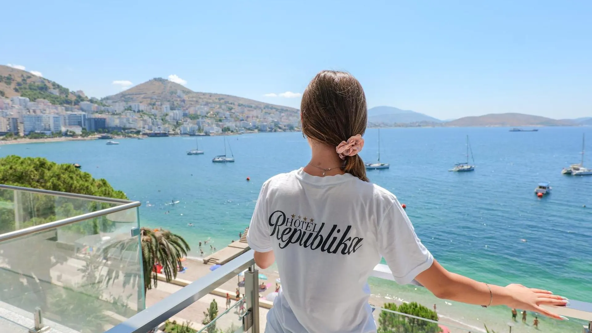 Republika Hotel Sarandë 3*,  Albânia