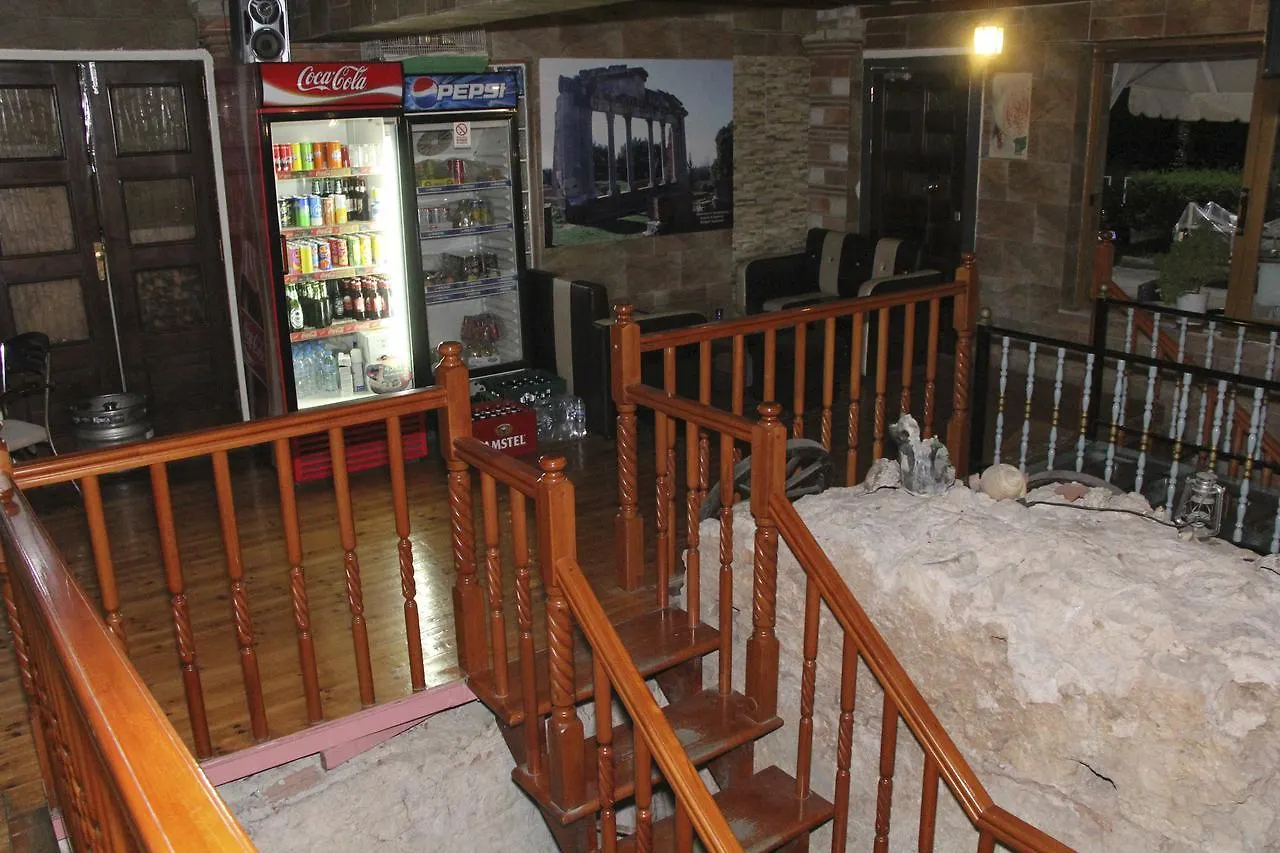 Republika Hotel Sarandë